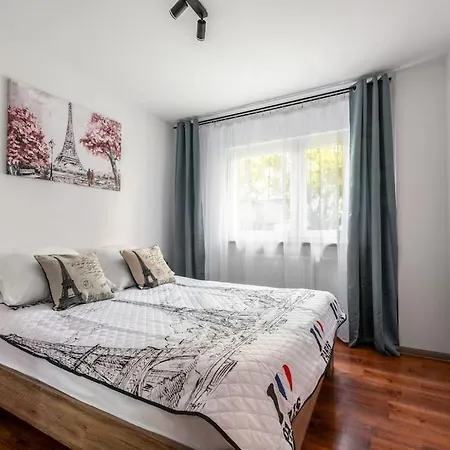 Paryski 4 90m2 2 Poziomy Ogrod Oranzeria Apartmán Krakov