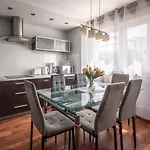 Lägenhet Paryski 4 90m2 2 Poziomy Ogrod Oranzeria Kraków