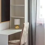 Paryski 4 90m2 2 Poziomy Ogrod Oranzeria