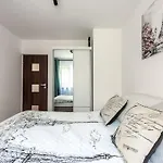 Lägenhet Paryski 4 90m2 2 Poziomy Ogrod Oranzeria