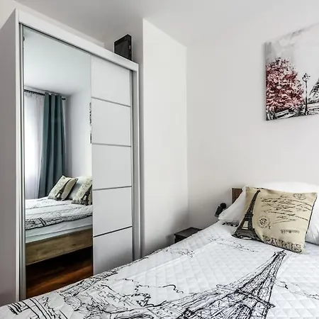 Paryski 4 90m2 2 Poziomy Ogrod Oranzeria * 크라쿠프