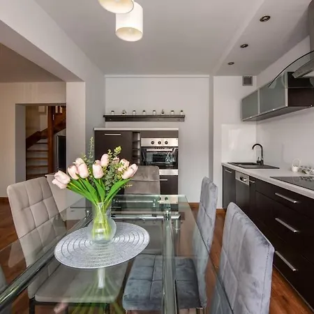 Paryski 4 90m2 2 Poziomy Ogrod Oranzeria